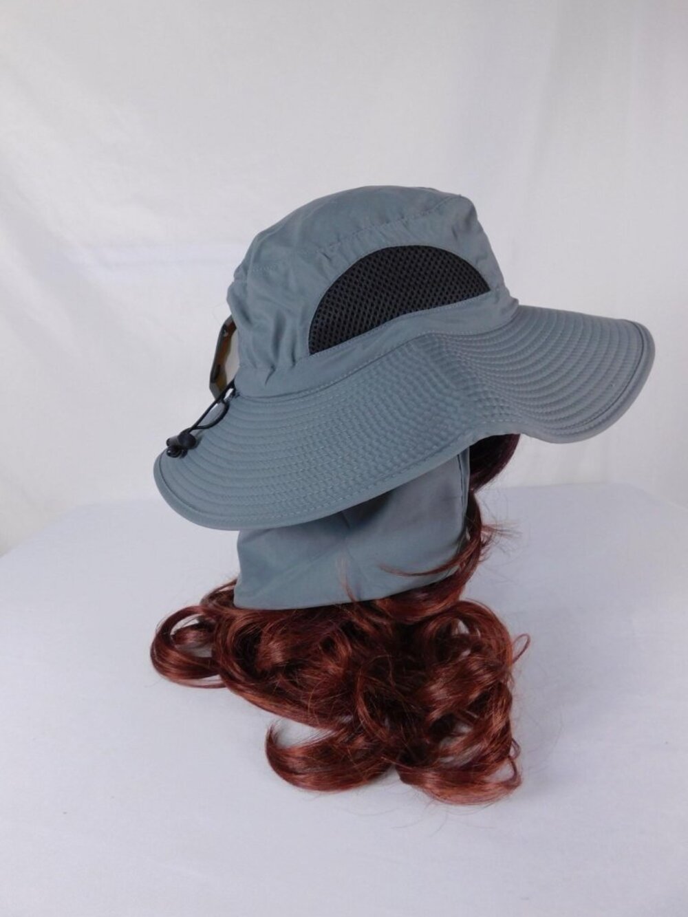 Lightweight Women's Wide Brim Sun Hat - Gray